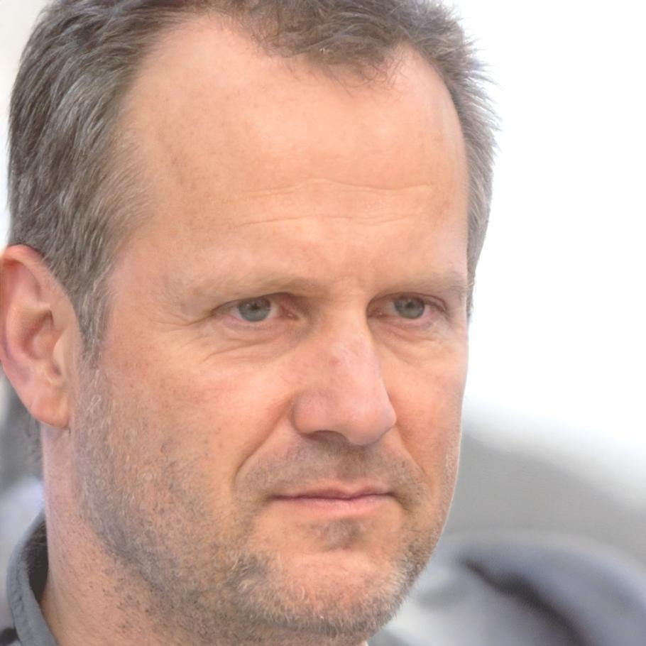 Tobias Kellermann - Leiter Budgetplanung